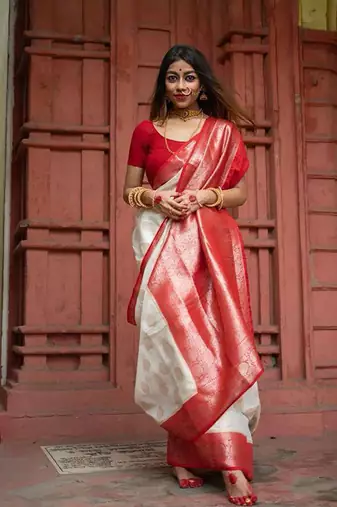 Off white silk blend banarasi jaquard designer saree with blouse