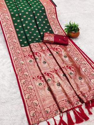 green soft banarasi silk saree with zari weaving meenakari design 3