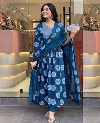 Morpich rayon embroidered designer kurta set with dupatta 1