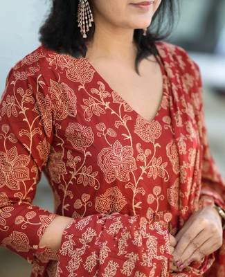 Maroon rayon printed designer kurta set with dupatta 4