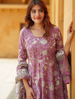 Lavender rayon printed designer kurta set with dupatta 3