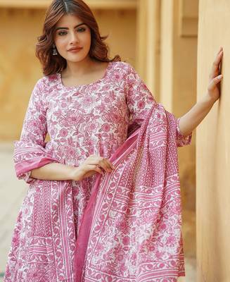 Baby pink rayon printed designer kurta set with dupatta 3