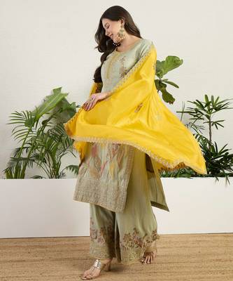  pista organza kurta palazzo set round neck 4
