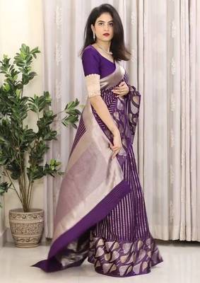 Purple silk blend banarasi jaquard designer saree with blouse 3