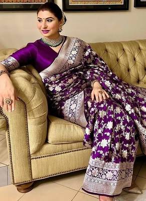 Purple silk blend banarasi jaquard designer saree with blouse 3