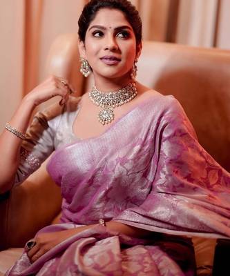 Pink silk blend banarasi jaquard designer saree with blouse 2