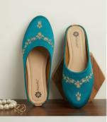  women embellished ethnic mules canvas upper with embroidered pattern