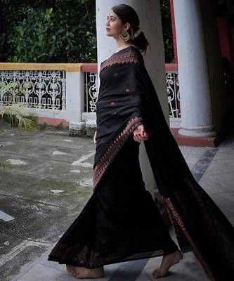 Black silk blend banarasi jaquard designer saree with blouse 3