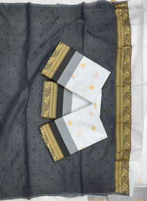 Off white silk blend banarasi jaquard designer saree with blouse 4