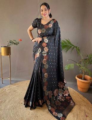 Black silk blend banarasi jaquard designer saree with blouse 2