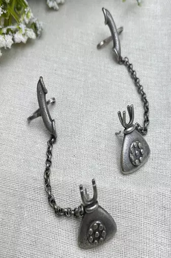 Oxidised silver ear cuff earring with chain | tribal boho telephone earcuff 