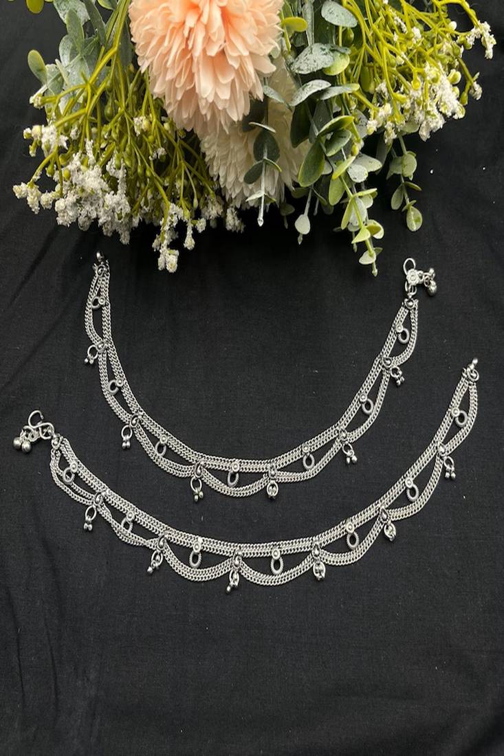 Handmade oxidized silver anklet | ghungroo payal, boho foot jewelry