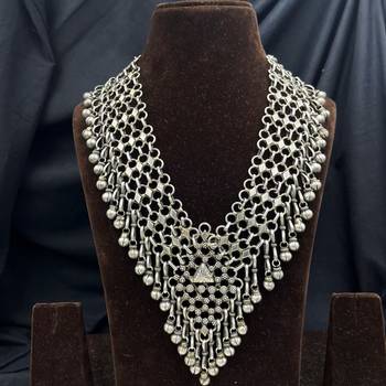 Oxidized silver bib necklace: handmade boho tribal statement jewelry 2