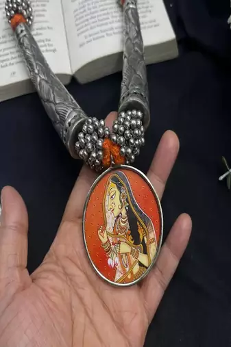 Heritage tribal indian art pendant necklace rajasthani miniature painting jewelry|oxidized silver hasli chitai necklace