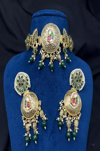 Antique gold kundan choker necklace set with green beads|indian bridal rajwadi jadau jewelry