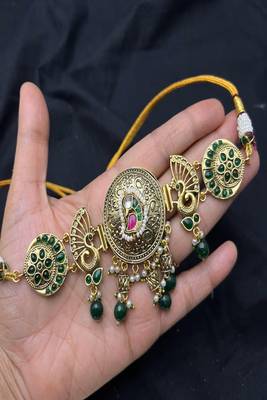 Antique gold kundan choker necklace set with green beads|indian bridal rajwadi jadau jewelry 4