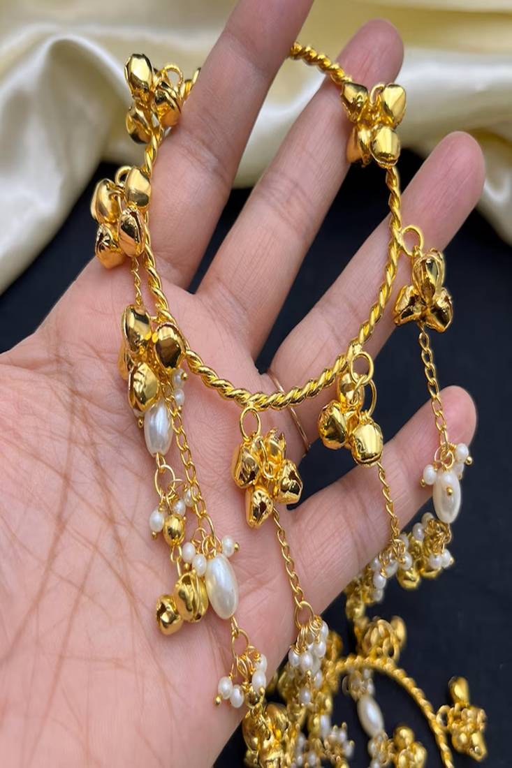 Kashmiri gold ghungroo kaleera bangles for bride – pearl dulhan kaleera bracelet set