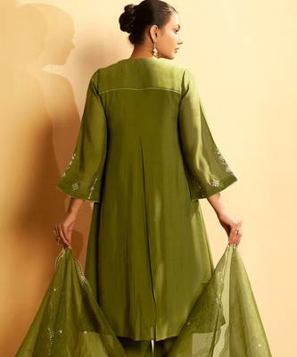 Olive green embroidered suit set with dupatta 2
