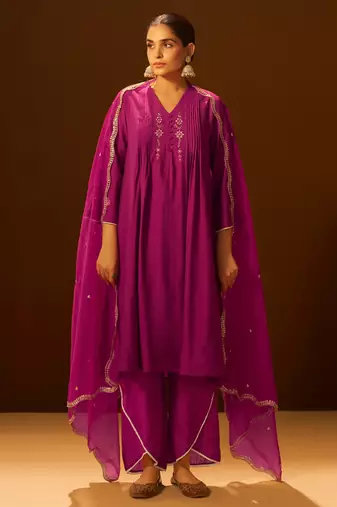 Mauve-pink embroidered suit set with dupatta