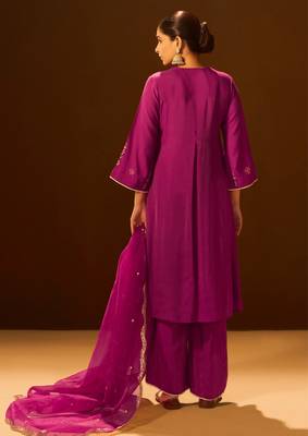 Mauve-pink embroidered suit set with dupatta 2