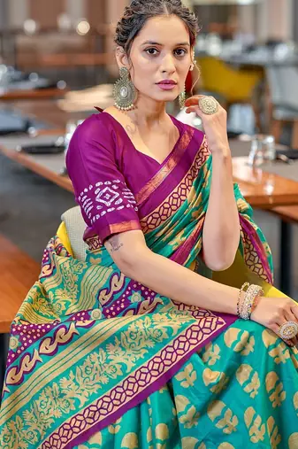 Hand block print with hevay zari bodar sarees
