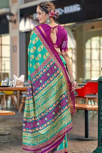 Hand block print with hevay zari bodar sarees