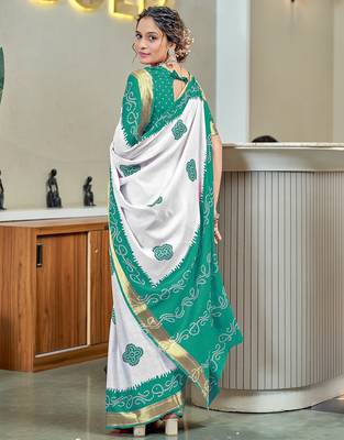 Buti hand block print with hevay zari bodar sarees 2