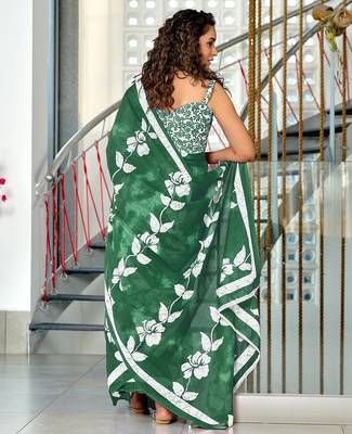 Hand block printed cotton mul saree with blouse 4