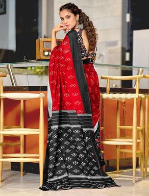 Hand block printed cotton mul saree with blouse 4
