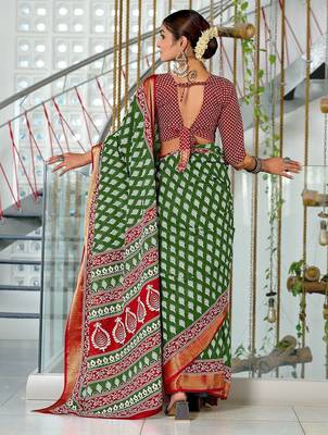 Hand block print with hevay zari bodar sarees 4