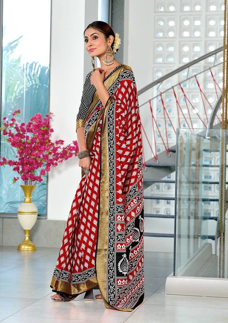 Hand block print with hevay zari bodar sarees