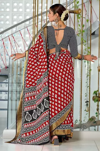 Hand block print with hevay zari bodar sarees