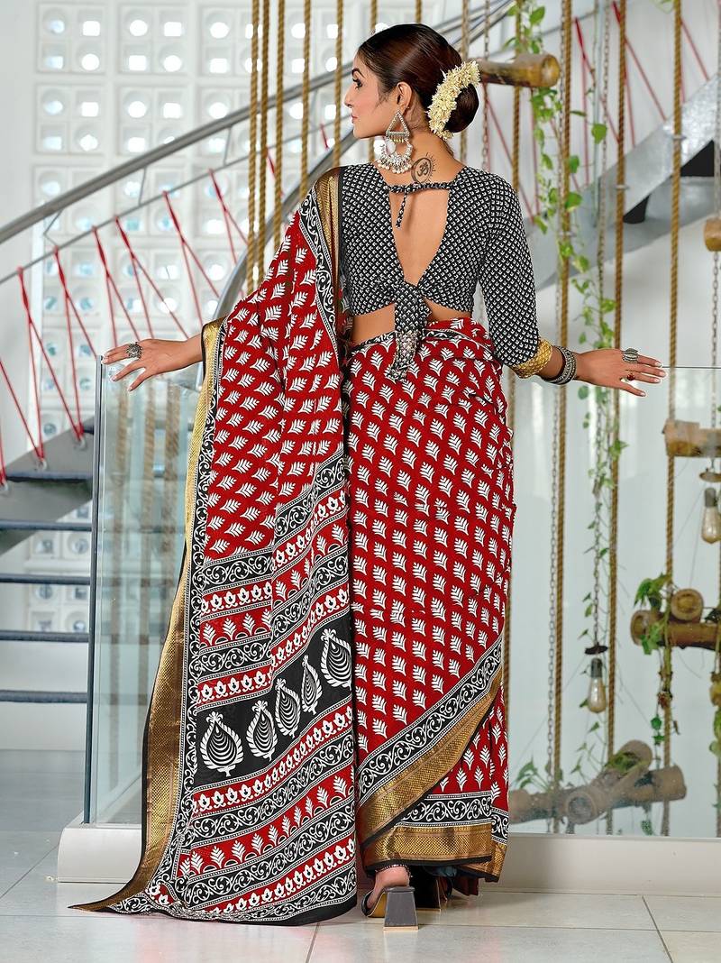 Hand block print with hevay zari bodar sarees