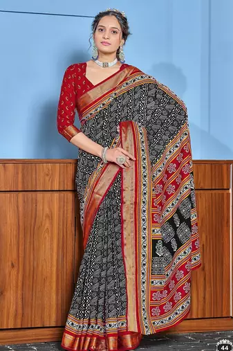 Buti hand block print with hevay zari bodar sarees