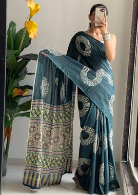Buti hand block print with hevay zari bodar sarees 3