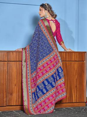 Buti hand block print with hevay zari bodar sarees 2