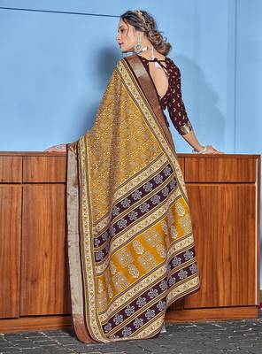 Buti hand block print with hevay zari bodar sarees 2