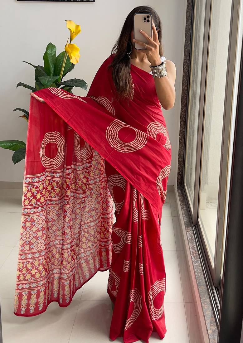 Buti hand block print with hevay zari bodar sarees