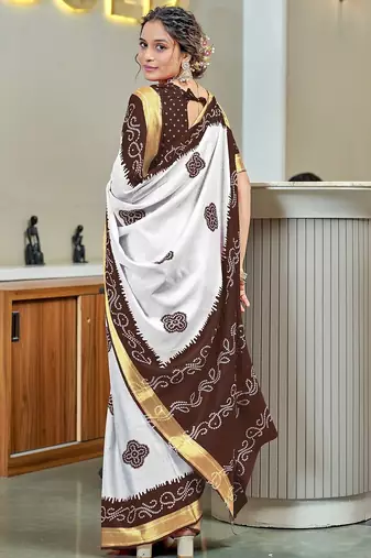 Buti hand block print with hevay zari bodar sarees