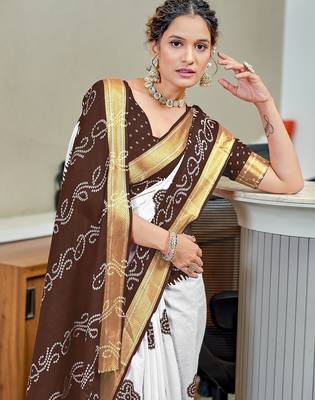 Buti hand block print with hevay zari bodar sarees 3