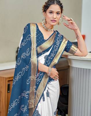 Buti hand block print with hevay zari bodar sarees 3