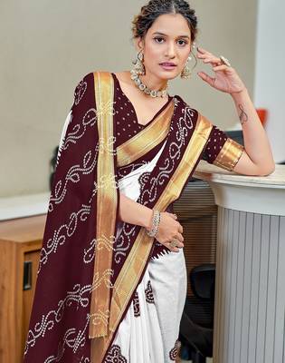 Buti hand block print with hevay zari bodar sarees 3