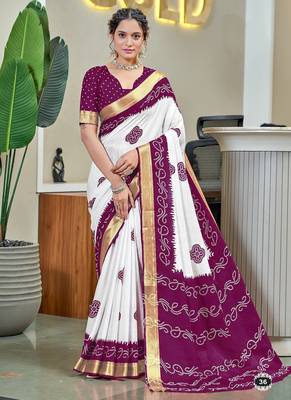 Buti hand block print with hevay zari bodar sarees 1