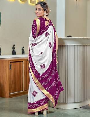 Buti hand block print with hevay zari bodar sarees 3