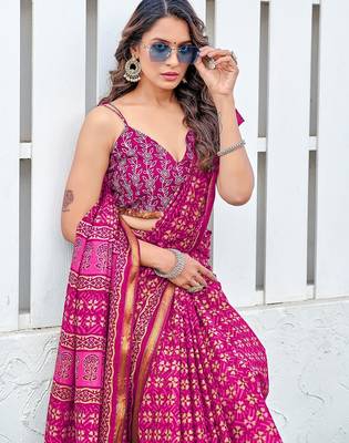 Hand block print with hevay zari bodar sarees 3