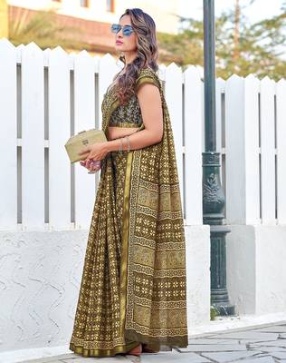 Hand block print with hevay zari bodar sarees 1