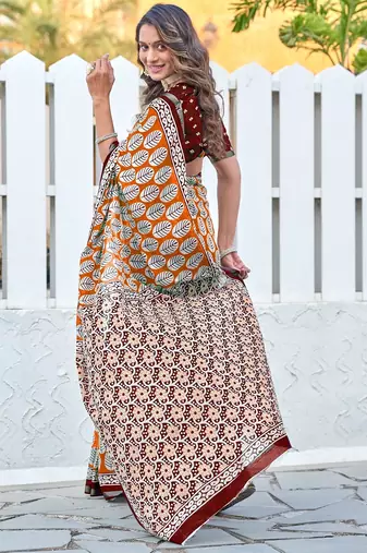 Hand block print with hevay zari bodar sarees