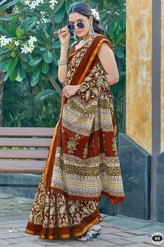 Hand block print with hevay zari bodar sarees