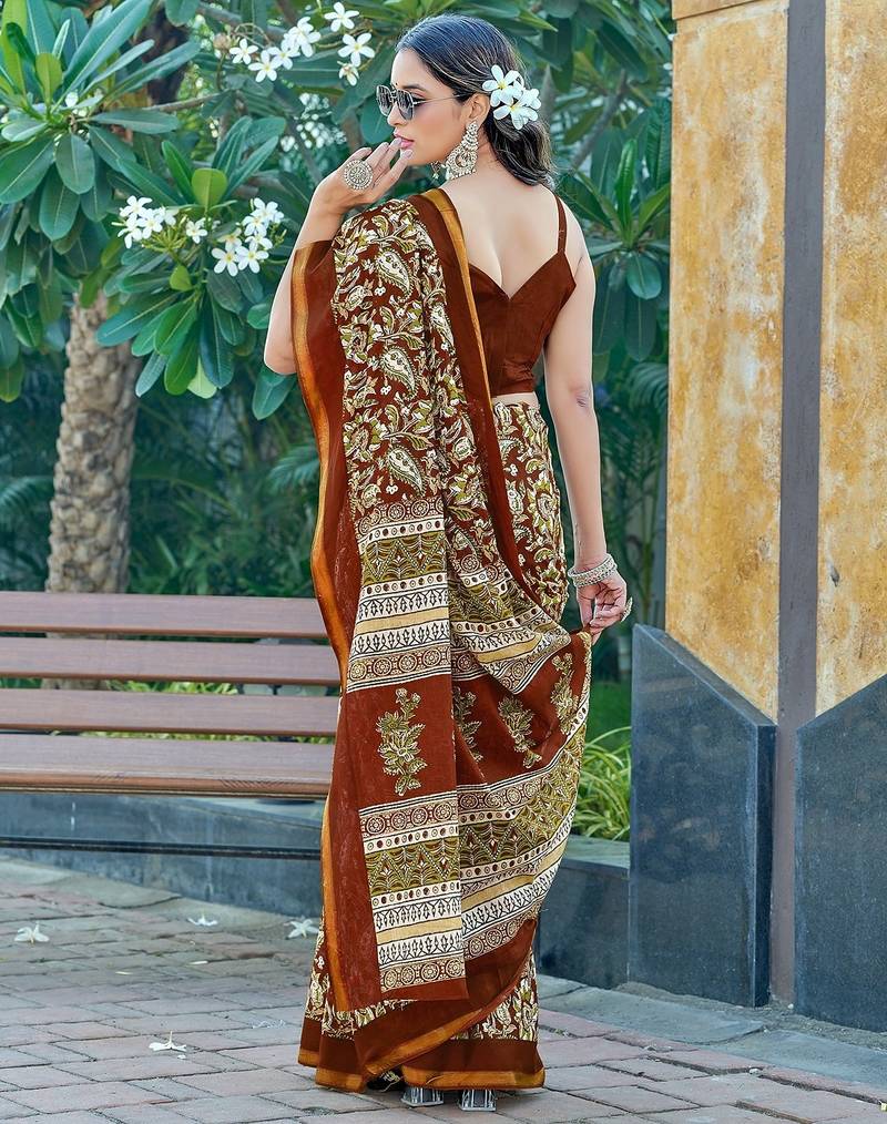 Hand block print with hevay zari bodar sarees