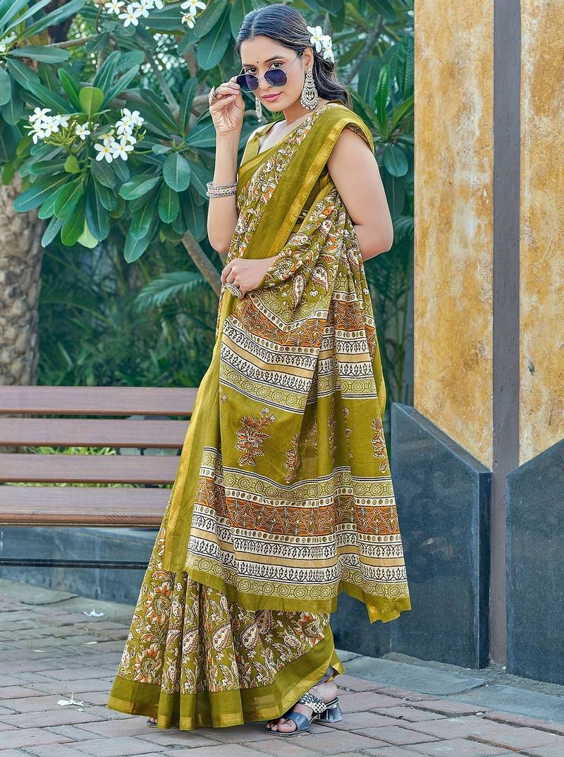 Hand block print with hevay zari bodar sarees